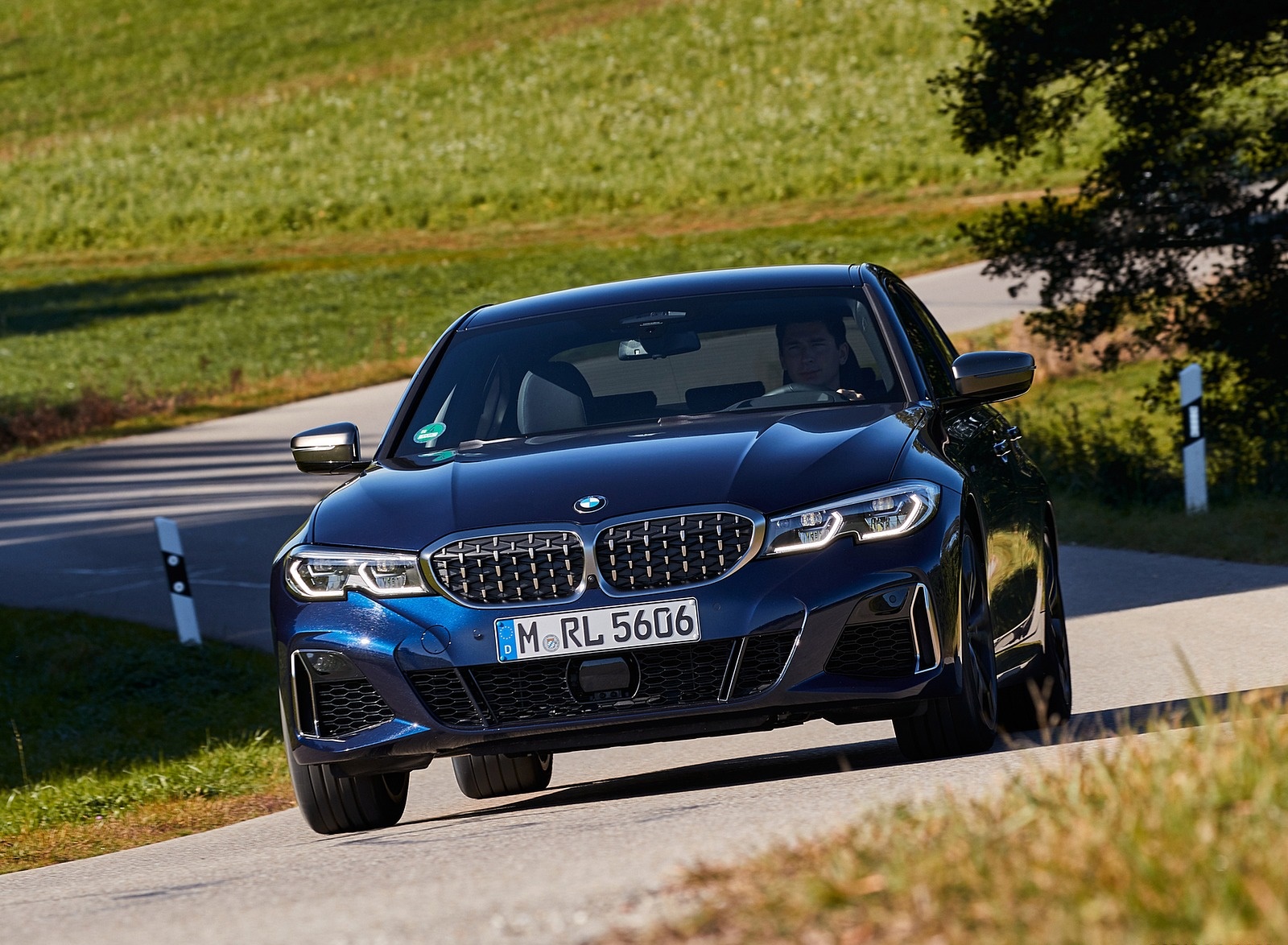 2020 BMW M340i Sedan (Color: Tanzanite Blue Metallic) Front Wallpapers #30 of 74