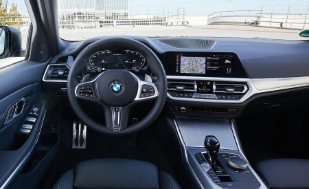2020 BMW M340i Sedan (Color: Tanzanite Blue Metallic) Interior Cockpit Wallpapers 450x275 (72)