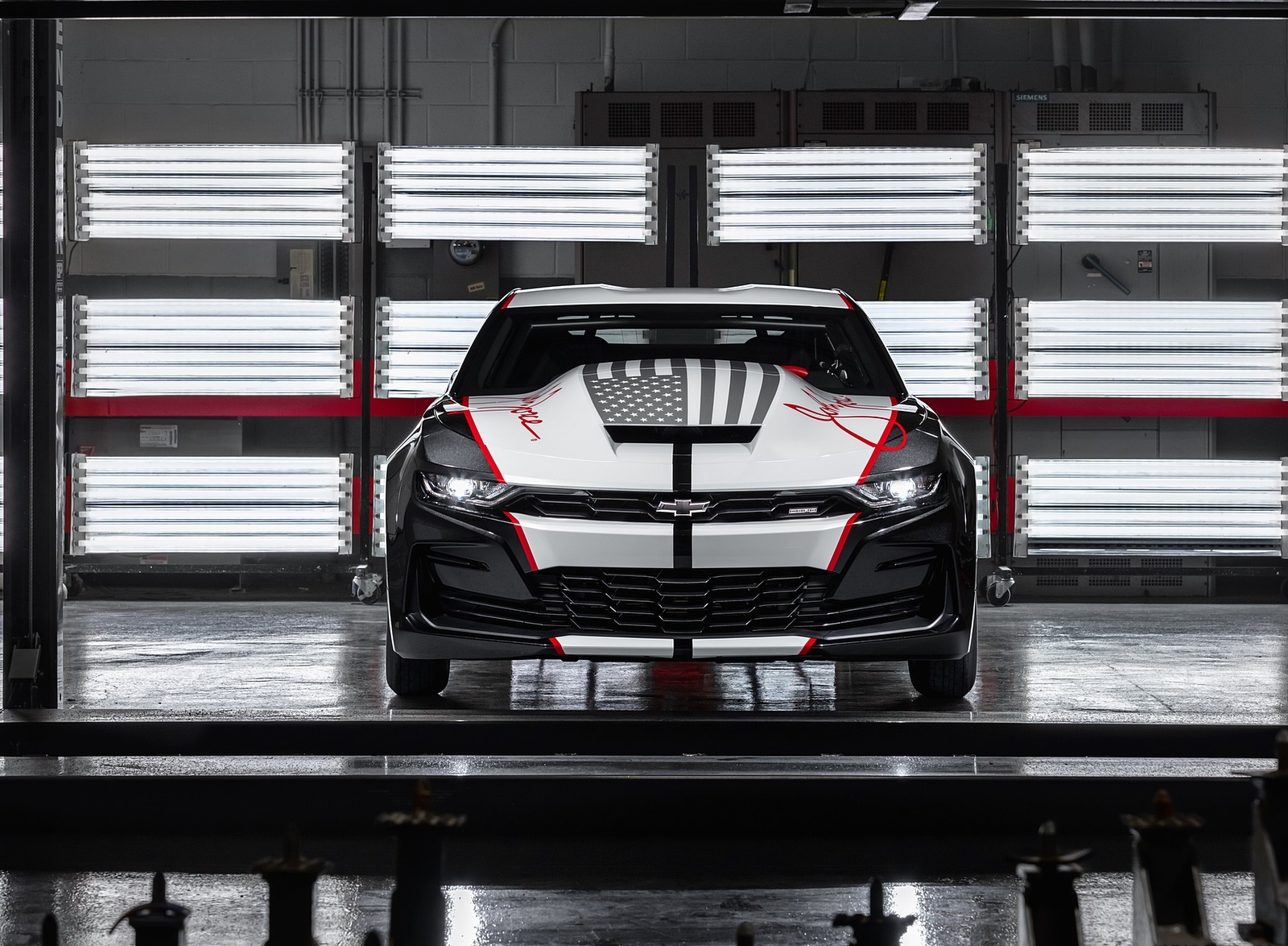 2020 Chevrolet COPO Camaro John Force Edition Front Wallpapers (2)