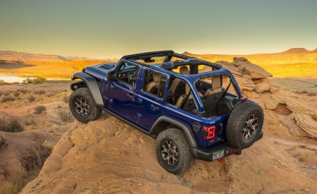2020 Jeep Wrangler Rubicon EcoDiesel Off-Road Wallpapers 450x275 (43)