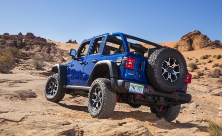 2020 Jeep Wrangler Rubicon EcoDiesel Off-Road Wallpapers 450x275 (18)