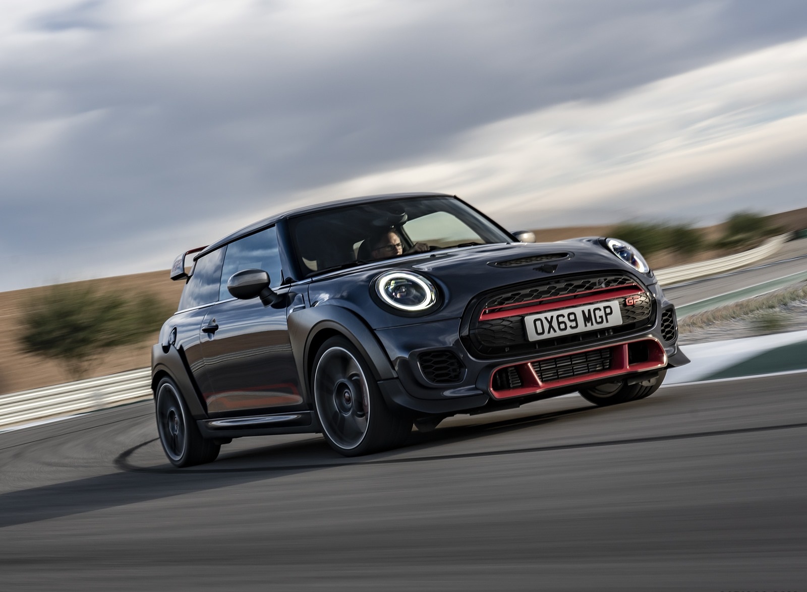 2020 MINI John Cooper Works GP Front Three-Quarter Wallpapers (5)