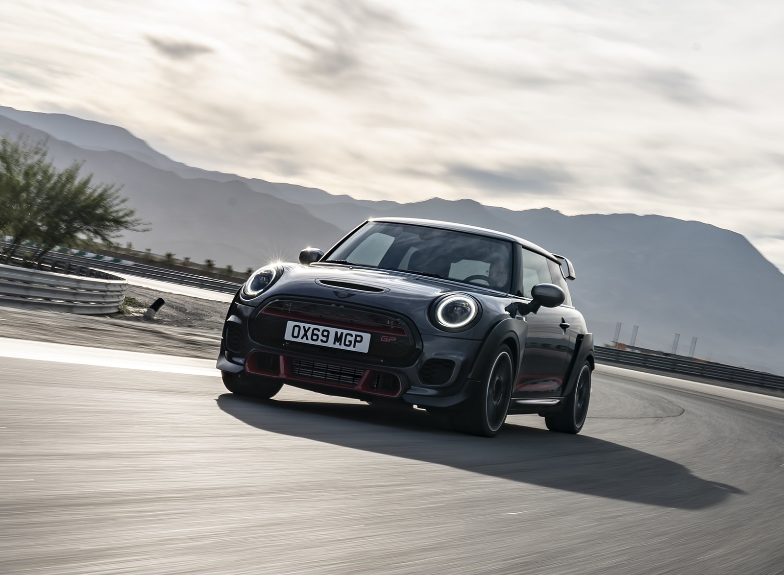 2020 MINI John Cooper Works GP Front Wallpapers #11 of 64