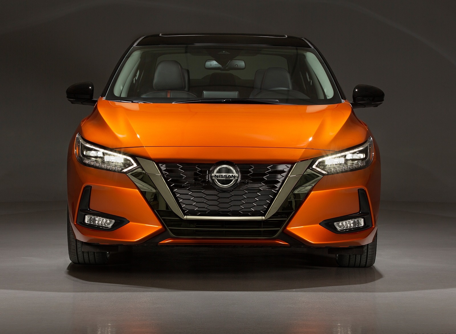 2020 Nissan Sentra Front Wallpapers #70 of 84