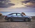 2020 Nissan Sentra Side Wallpapers 150x120 (26)