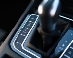 2020 Volkswagen Passat GTE Advance Estate (UK-Spec Plug-In Hybrid) Interior Detail Wallpapers 150x120 (23)