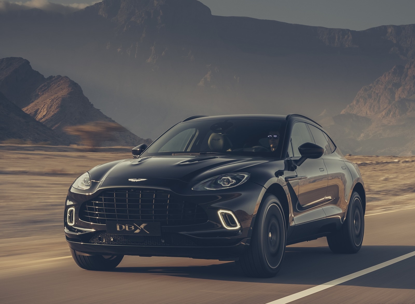 2021 Aston Martin DBX Front Three-Quarter Wallpapers #11 of 122