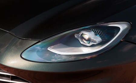 2021 Aston Martin DBX Headlight Wallpapers 450x275 (71)