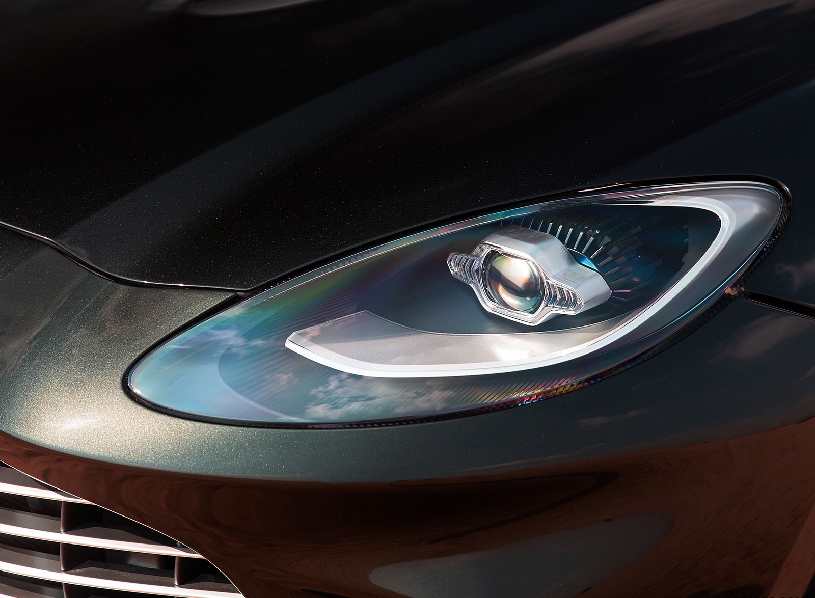 2021 Aston Martin DBX Headlight Wallpapers #71 of 122