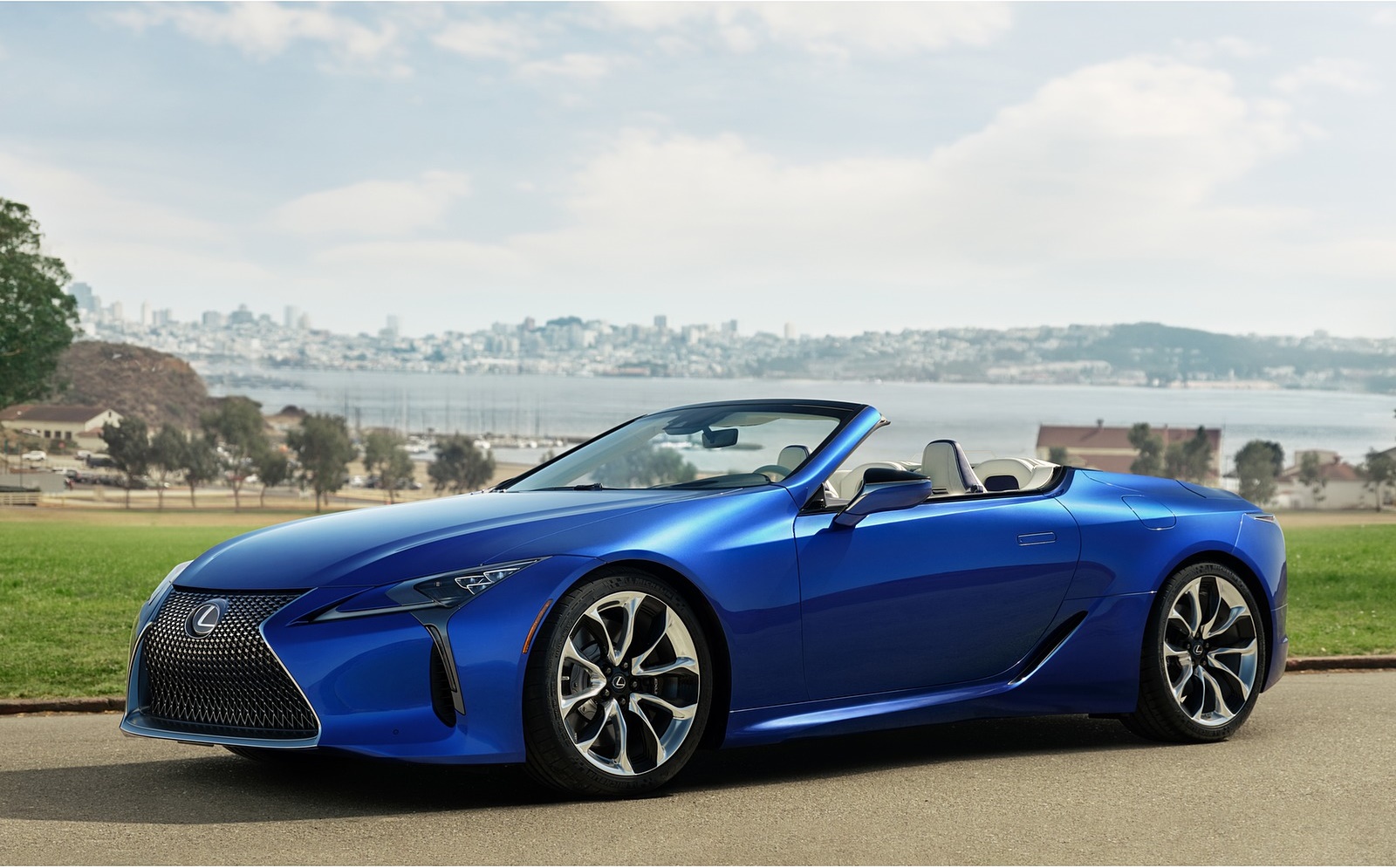 2021 Lexus LC 500 Convertible Front Three-Quarter Wallpapers #27 of 33