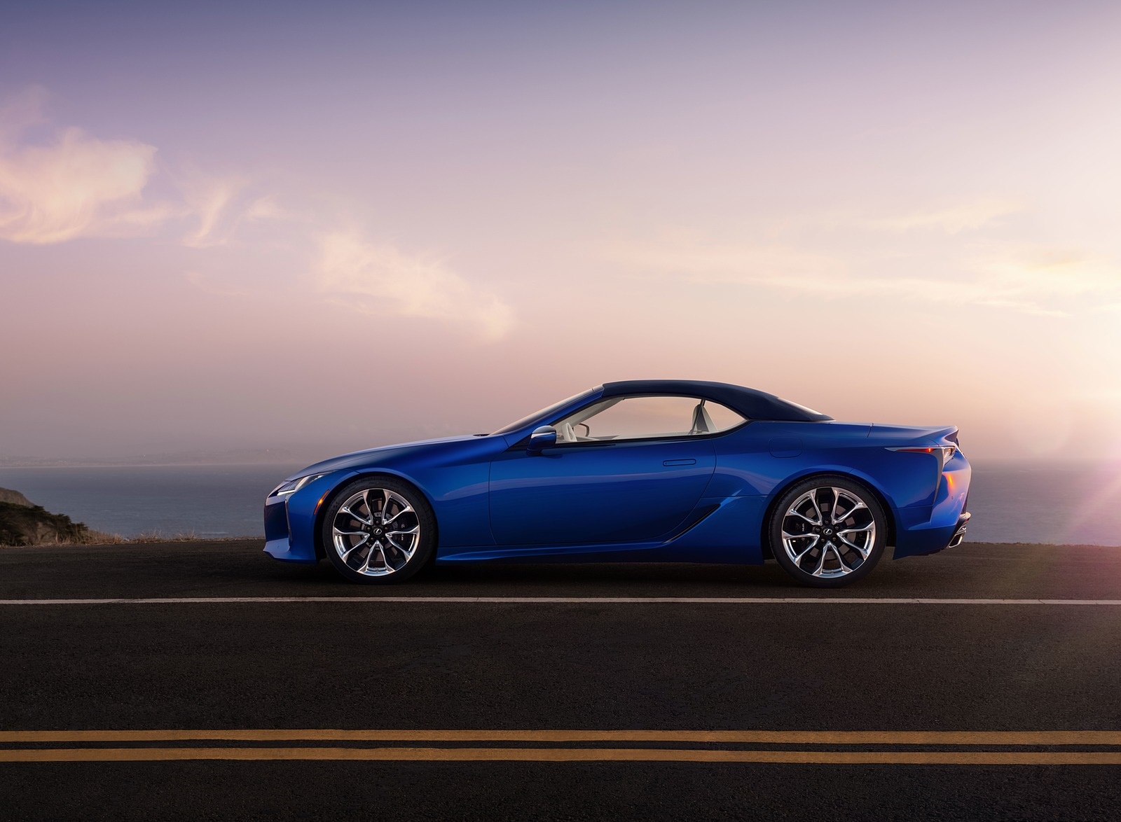2021 Lexus LC 500 Convertible Side Wallpapers #25 of 33