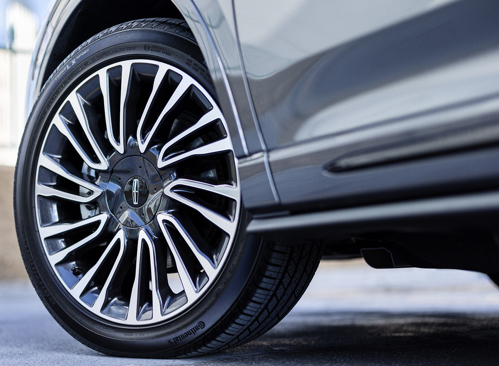 2021 Lincoln Corsair Grand Touring Plug-In Hybrid Wheel Wallpapers #45 of 50