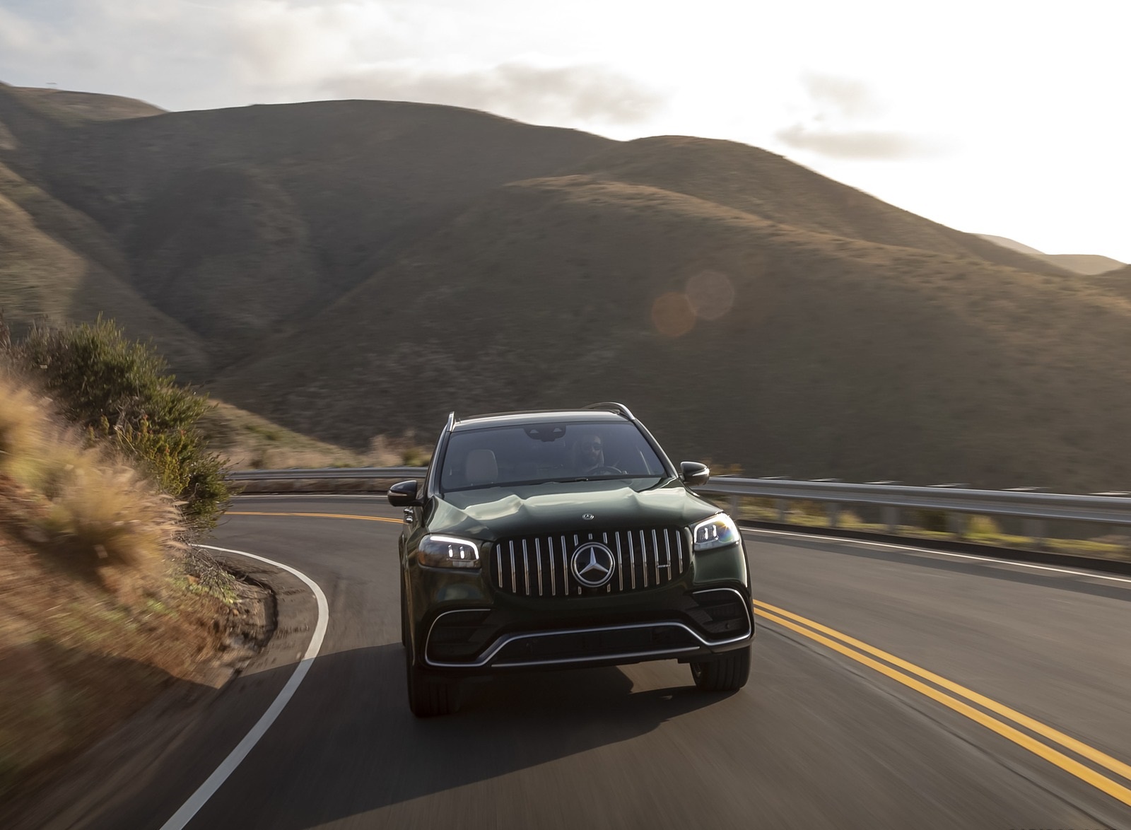 2021 Mercedes-AMG GLS 63 (US-Spec) Front Wallpapers (8)