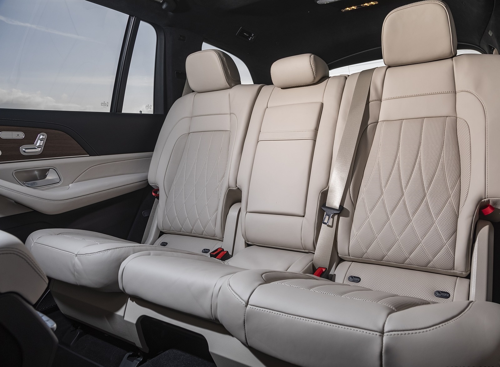 2021 Mercedes-AMG GLS 63 (US-Spec) Interior Rear Seats Wallpapers #59 of 95