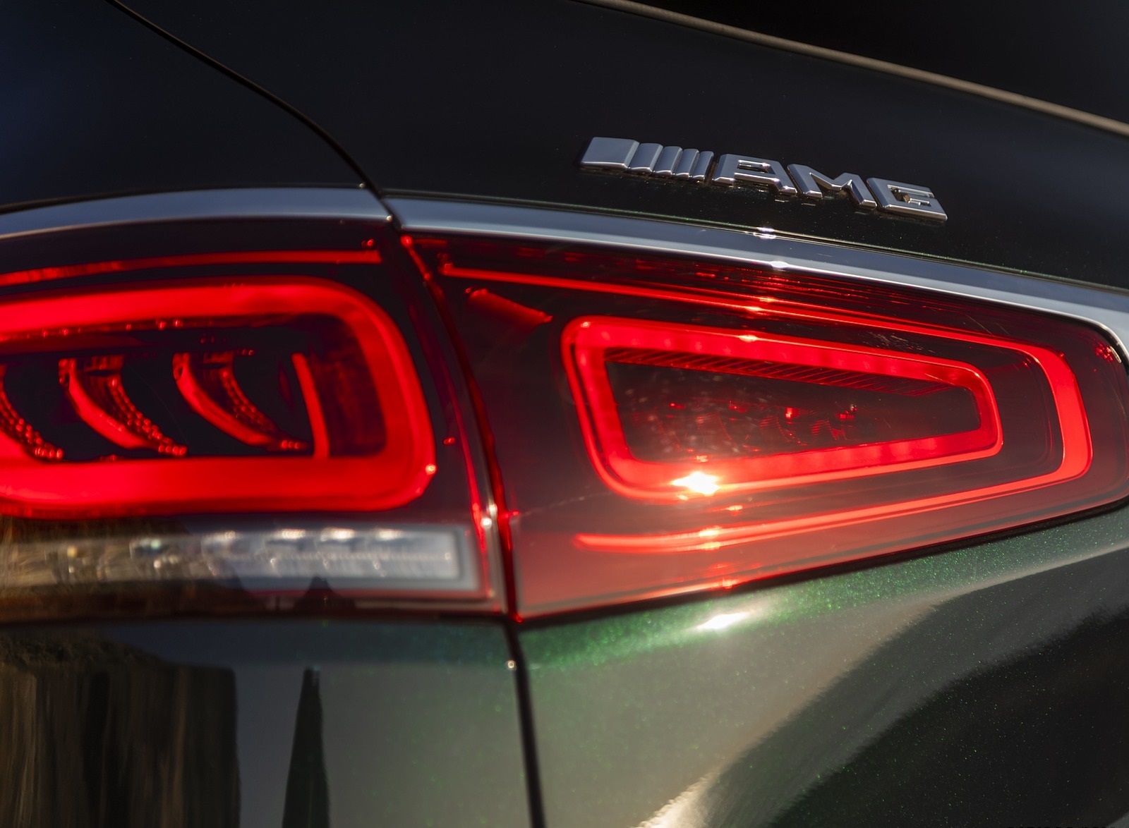 2021 Mercedes-AMG GLS 63 (US-Spec) Tail Light Wallpapers #37 of 95