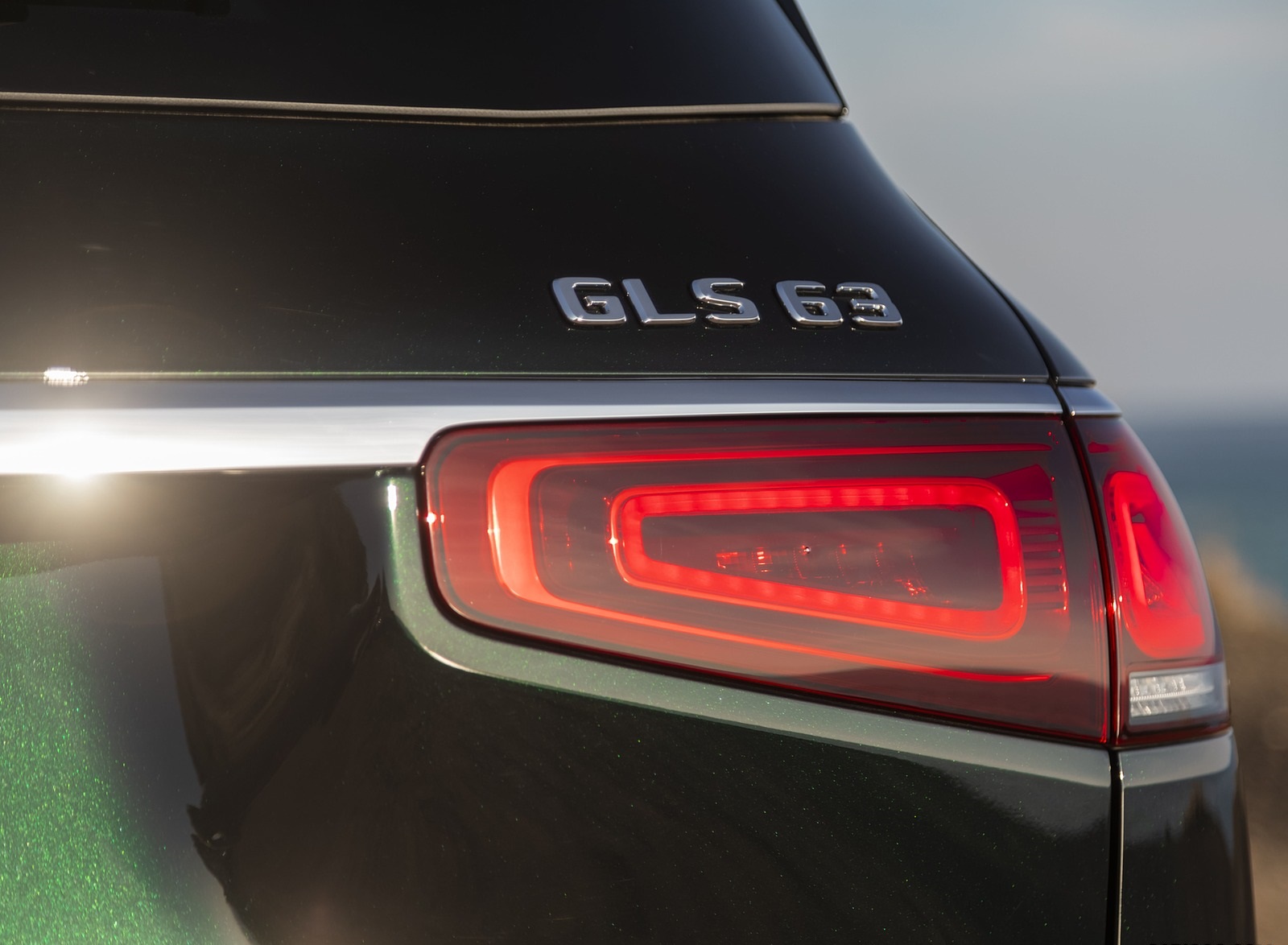 2021 Mercedes-AMG GLS 63 (US-Spec) Tail Light Wallpapers #35 of 95