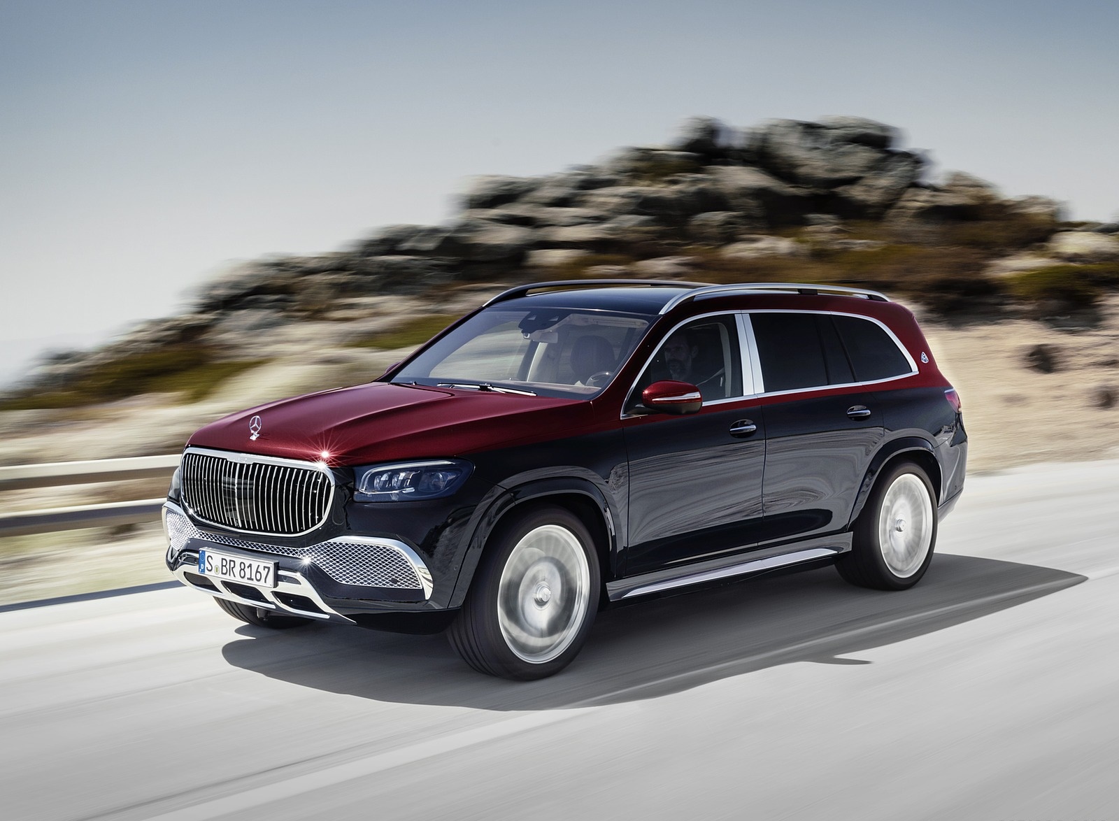 2021 Mercedes-Maybach GLS 600 (Color: Rubellite Red or Obsidian Black) Front Three-Quarter Wallpapers #83 of 142