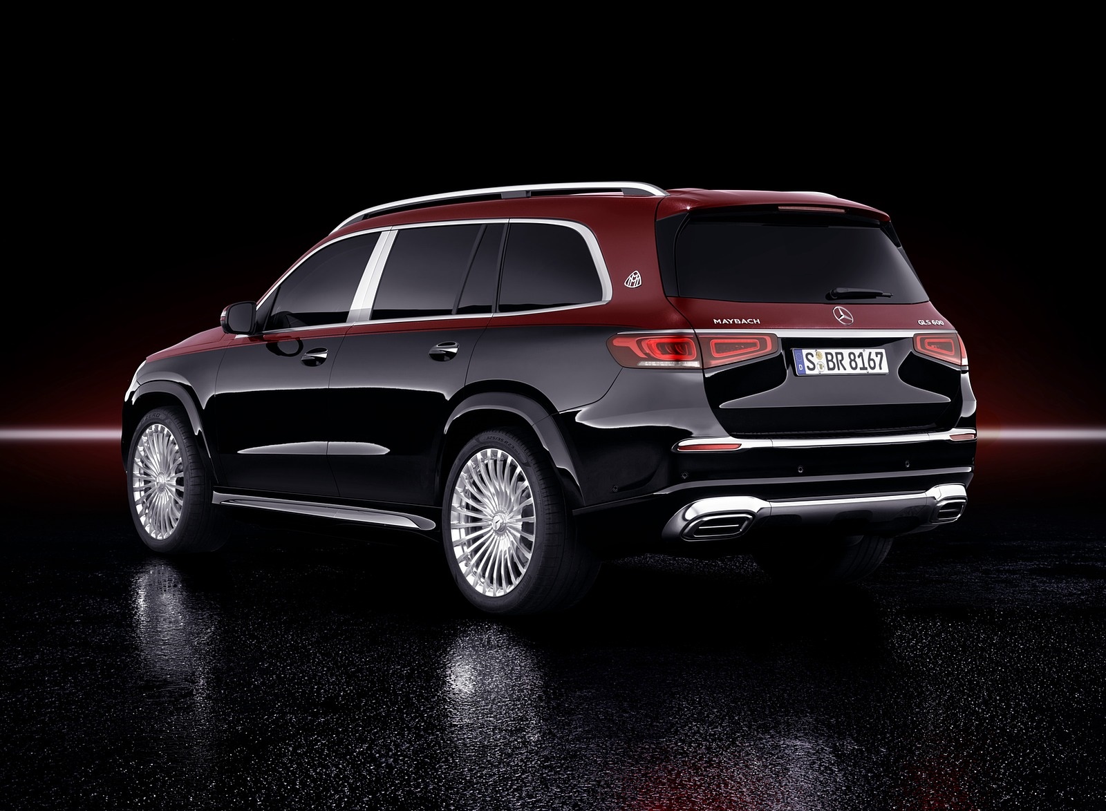 2021 Mercedes-Maybach GLS 600 (Color: Rubellite Red or Obsidian Black) Rear Three-Quarter Wallpapers #121 of 142