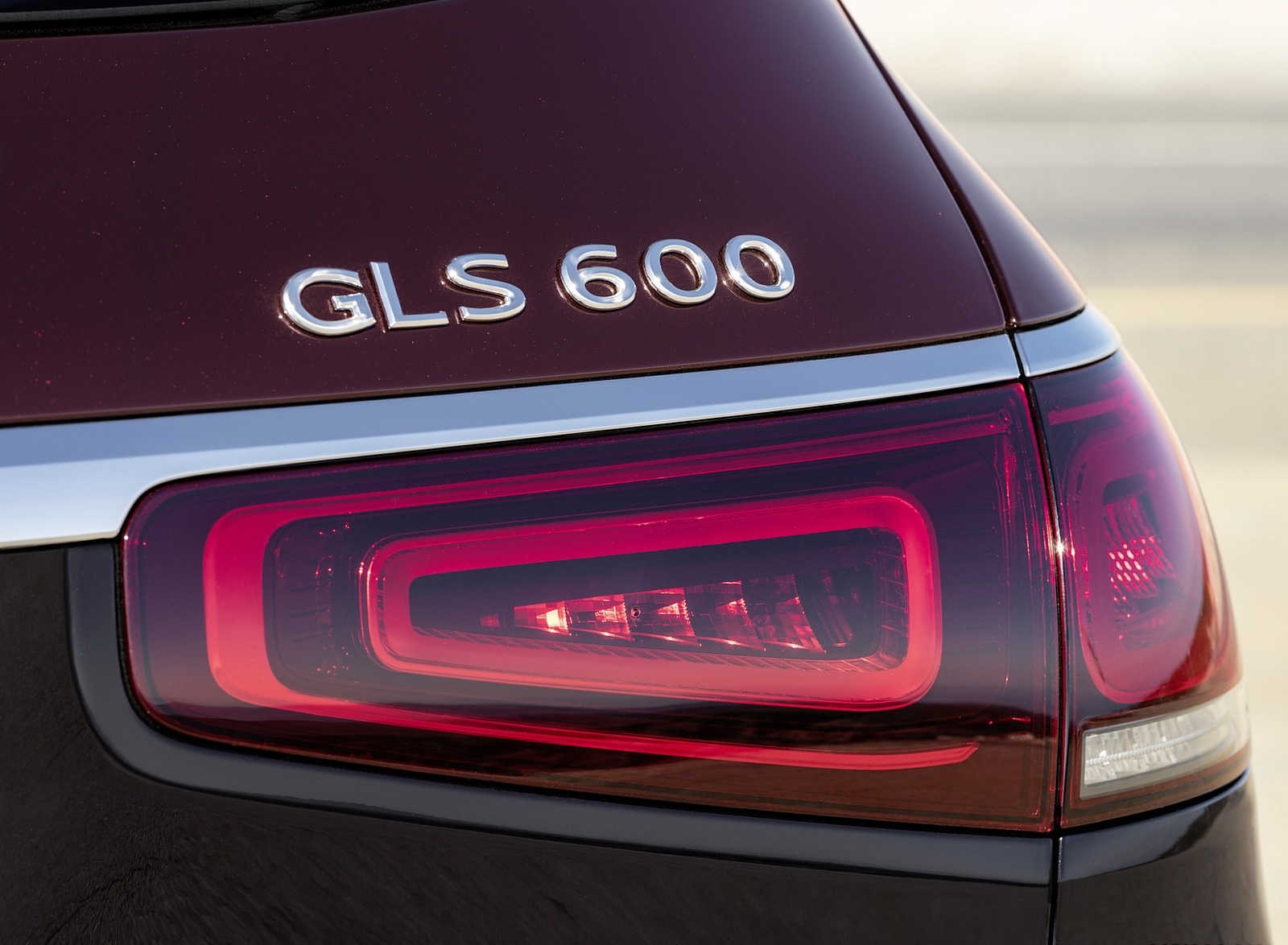 2021 Mercedes-Maybach GLS 600 (Color: Rubellite Red or Obsidian Black) Tail Light Wallpapers #108 of 142