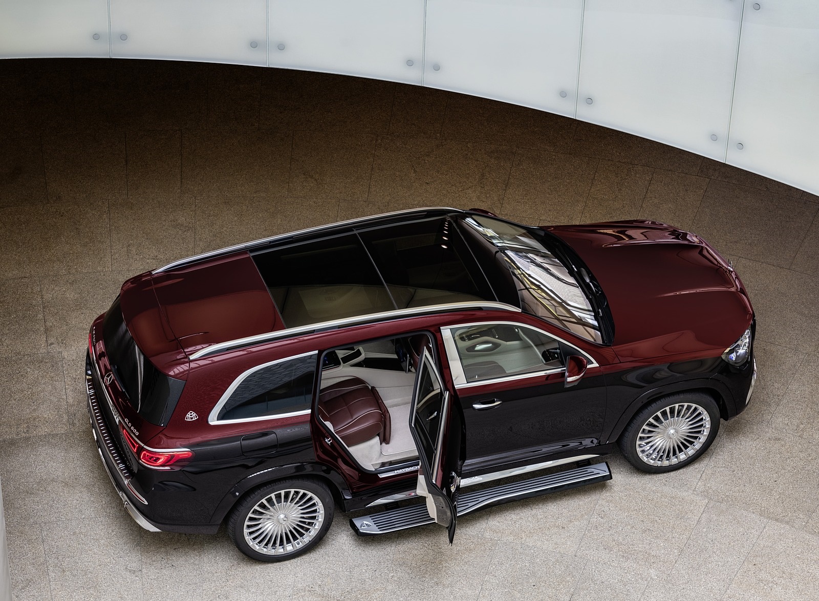 2021 Mercedes-Maybach GLS 600 (Color: Rubellite Red or Obsidian Black) Top Wallpapers #100 of 142