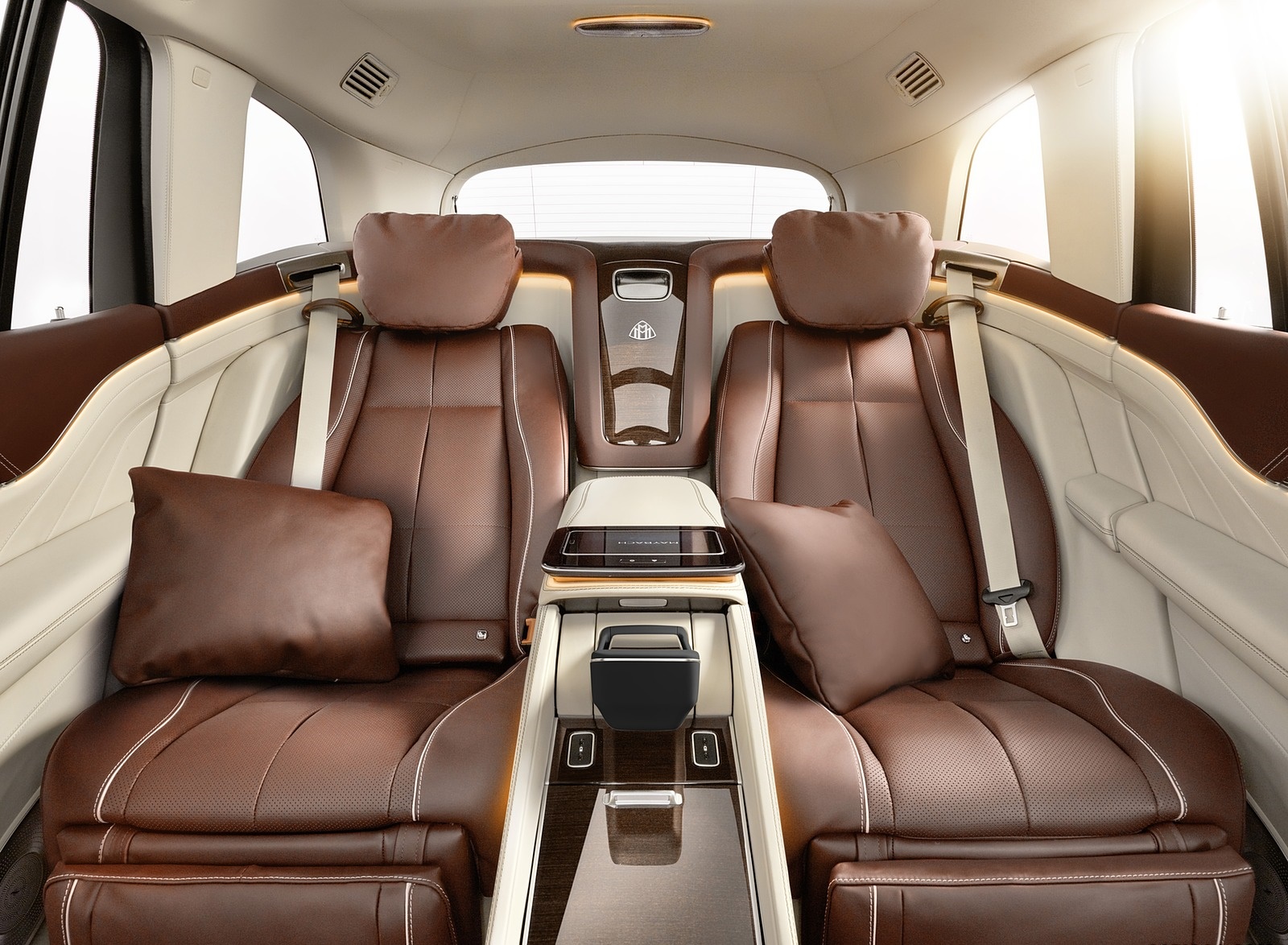 2021 Mercedes-Maybach GLS 600 Exclusive nappa leather mahogany or macchiato Interior Rear Seats Wallpapers #127 of 142