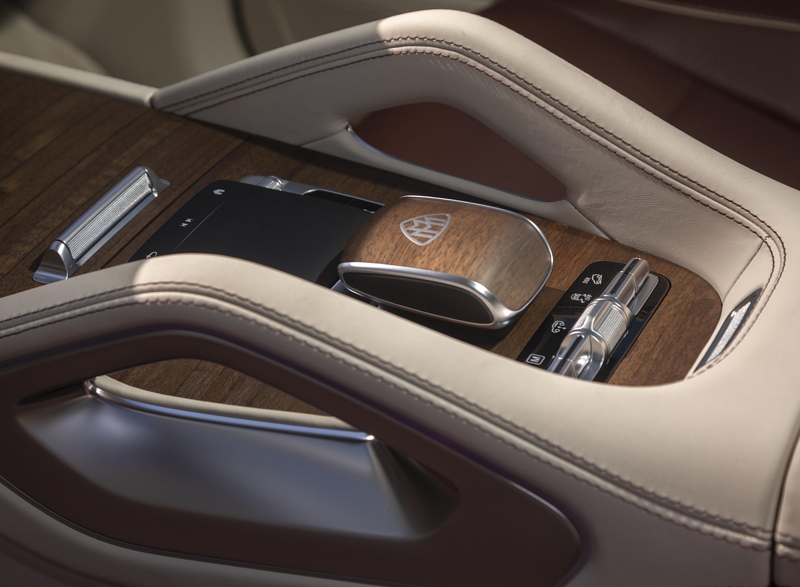 2021 Mercedes-Maybach GLS 600 (US-Spec) Interior Detail Wallpapers #66 of 142