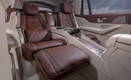 2021 Mercedes-Maybach GLS 600 (US-Spec) Interior Rear Seats Wallpapers 450x275 (80)