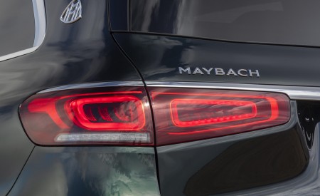 2021 Mercedes-Maybach GLS 600 (US-Spec) Tail Light Wallpapers 450x275 (55)