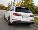 2020 Audi Q7 TFSI e quattro Plug-In Hybrid (Color: Glacier White) Rear Three-Quarter Wallpapers 150x120