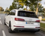 2020 Audi Q7 TFSI e quattro Plug-In Hybrid (Color: Glacier White) Rear Three-Quarter Wallpapers 150x120