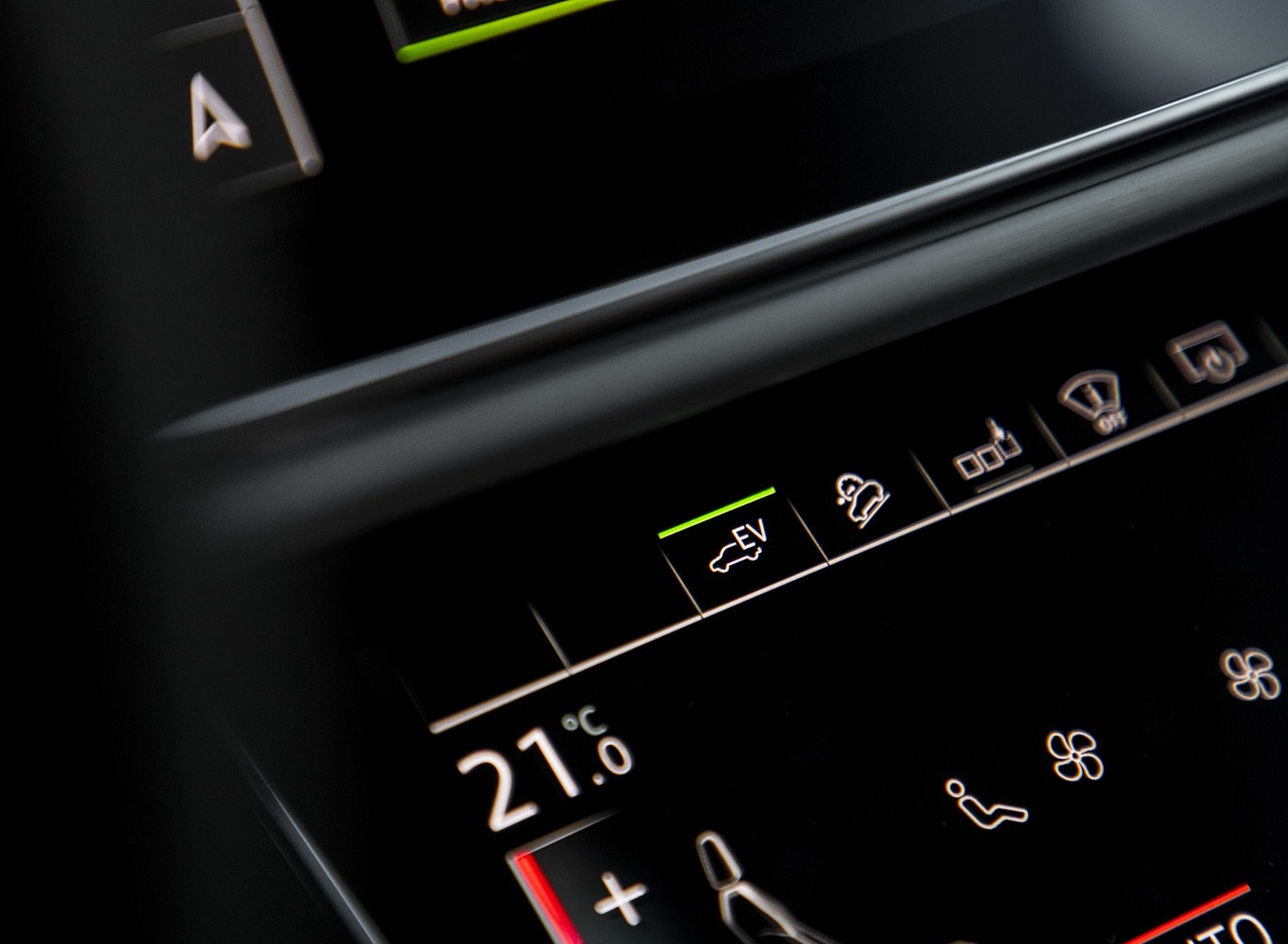 2020 Audi Q7 TFSI e quattro Plug-In Hybrid Interior Detail Wallpapers #43 of 46