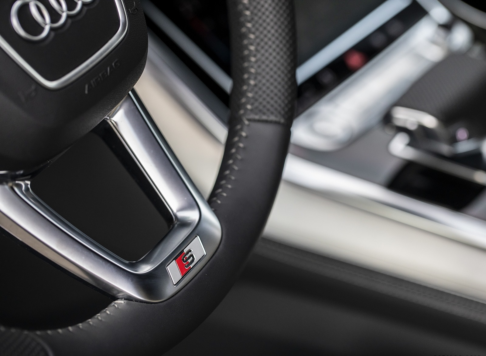 2020 Audi Q7 TFSI e quattro Plug-In Hybrid Interior Detail Wallpapers #44 of 46