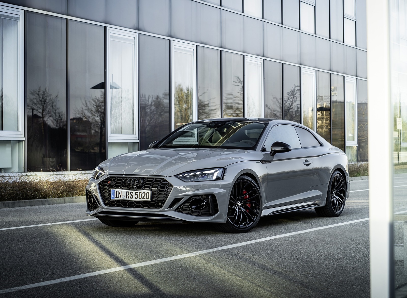 2020 Audi RS 5 Coupe (Color: Nardo Gray) Front Three-Quarter Wallpapers #7 of 75