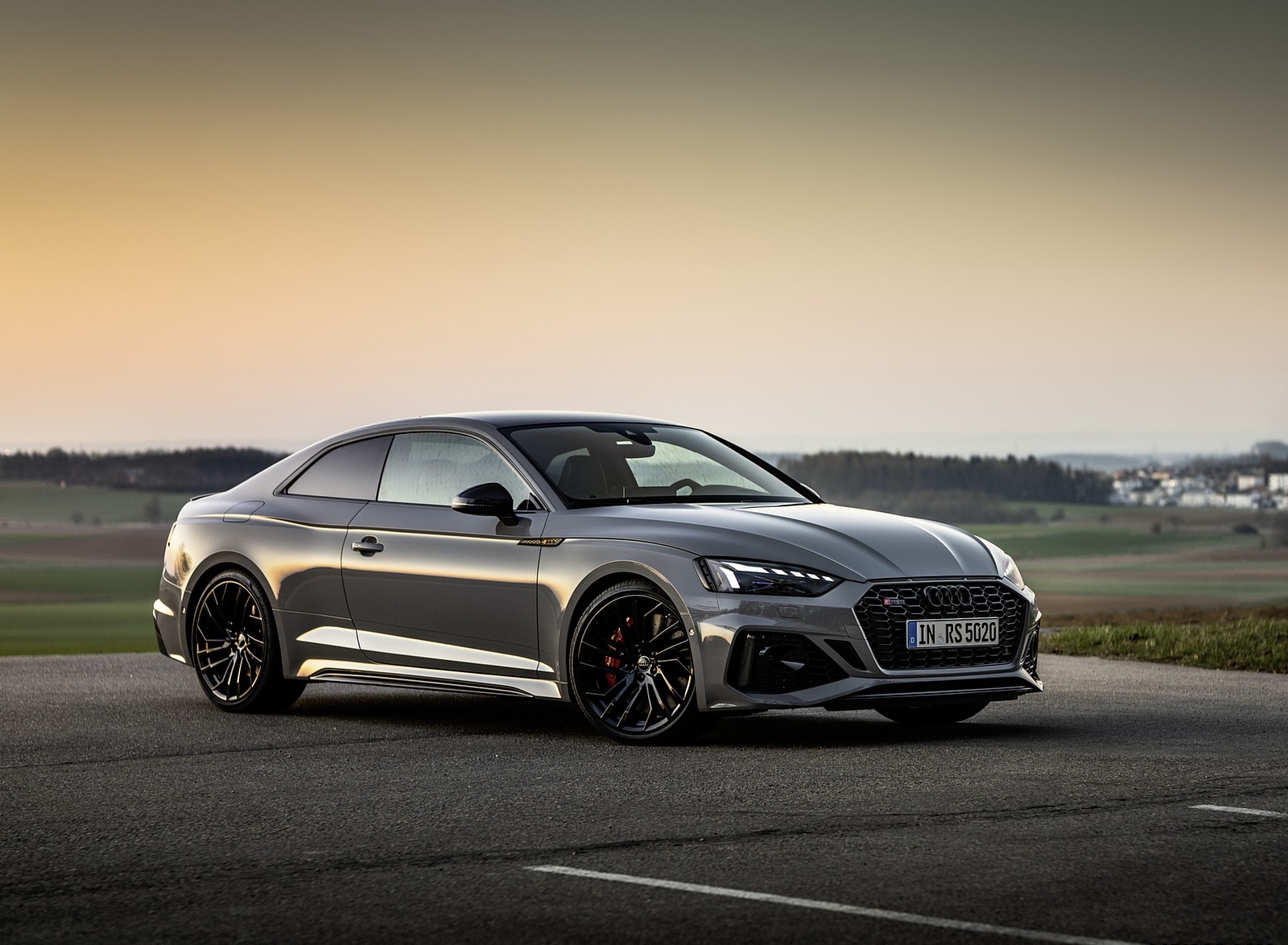 2020 Audi RS 5 Coupe (Color: Nardo Gray) Front Three-Quarter Wallpapers #19 of 75
