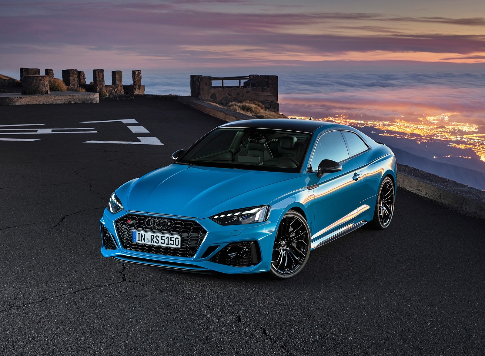2020 Audi RS 5 Coupe (Color: Turbo Blue) Front Three-Quarter Wallpapers #52 of 75