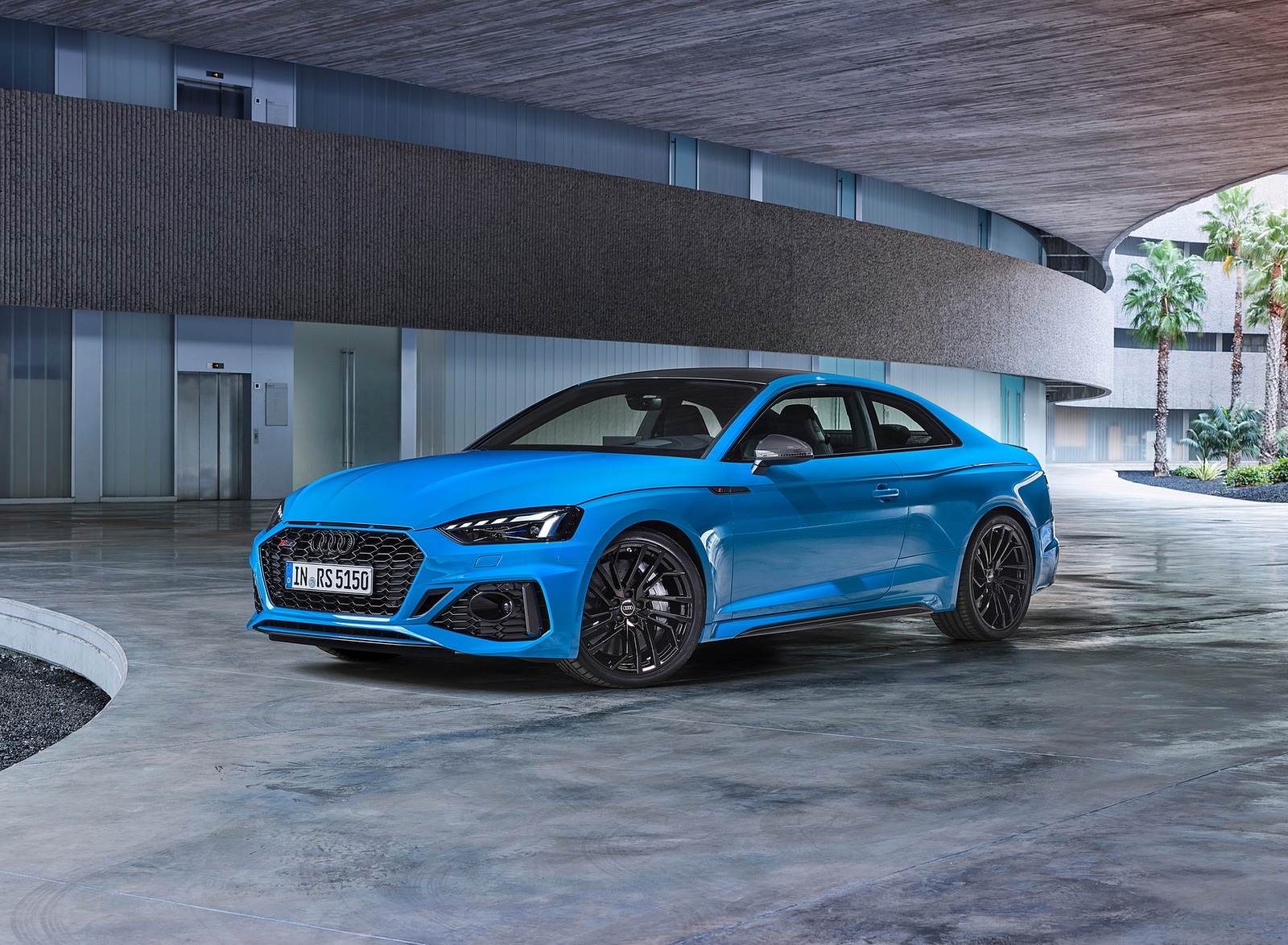 2020 Audi RS 5 Coupe (Color: Turbo Blue) Front Three-Quarter Wallpapers #53 of 75
