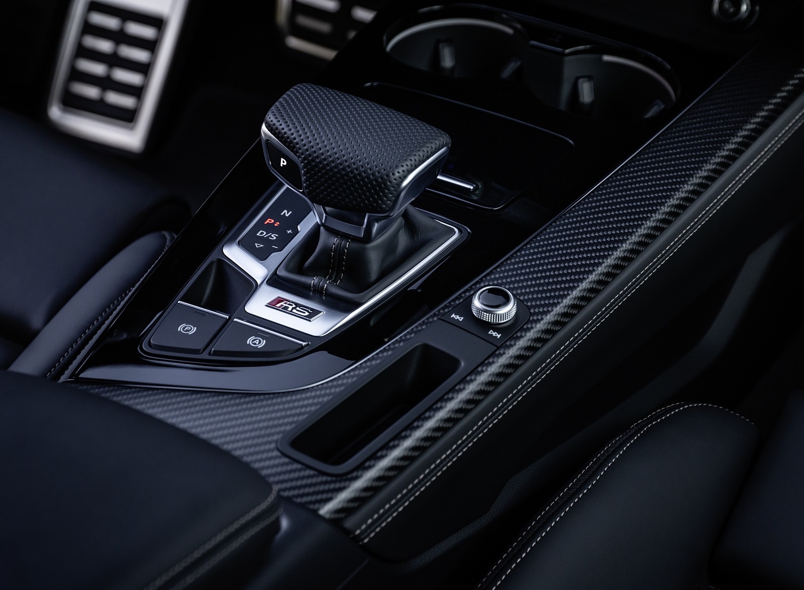 2020 Audi RS 5 Sportback Central Console Wallpapers #38 of 76
