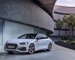 2020 Audi RS 5 Sportback (Color: Glacier White) Front Three-Quarter Wallpapers 150x120 (52)