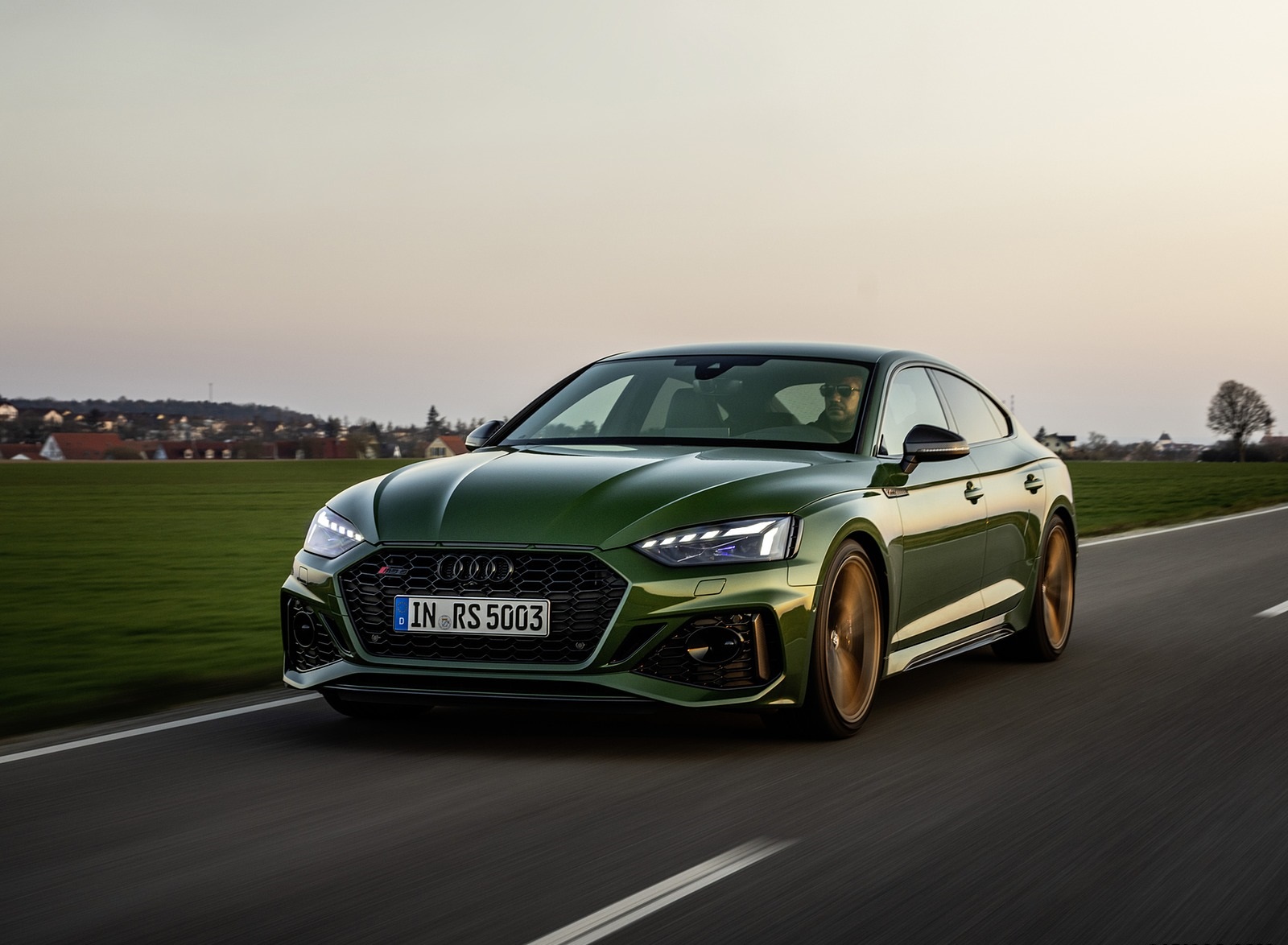 2020 Audi RS 5 Sportback (Color: Sonoma Green) Front Wallpapers (4)