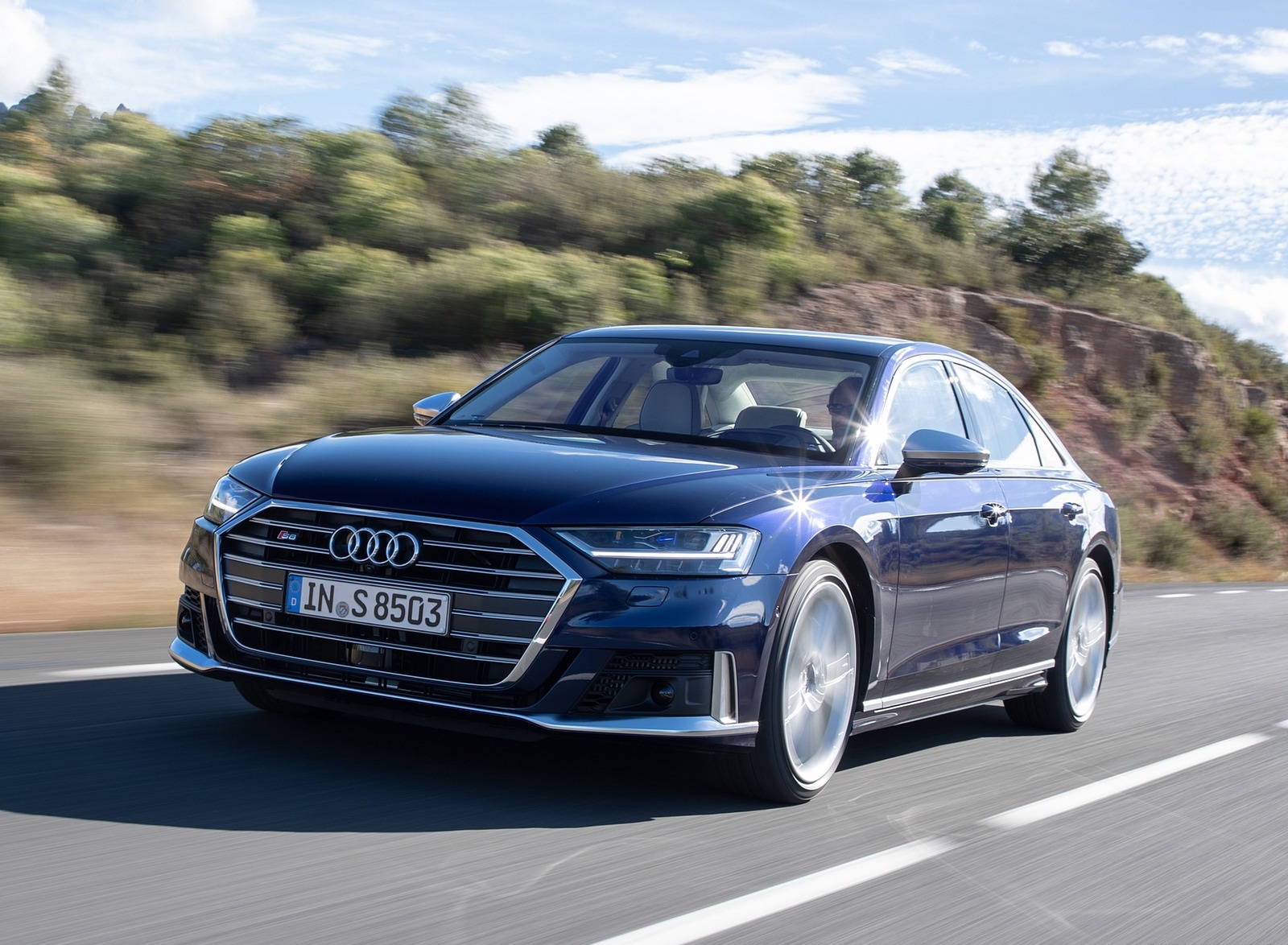 2020 Audi S8 (Color: Navarra Blue) Front Three-Quarter Wallpapers (7)