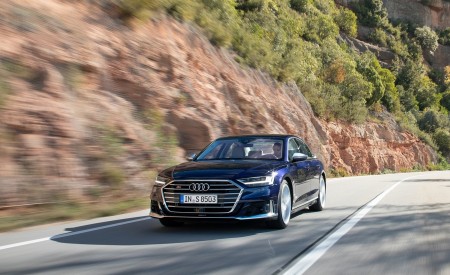 2020 Audi S8 (Color: Navarra Blue) Front Wallpapers 450x275 (31)