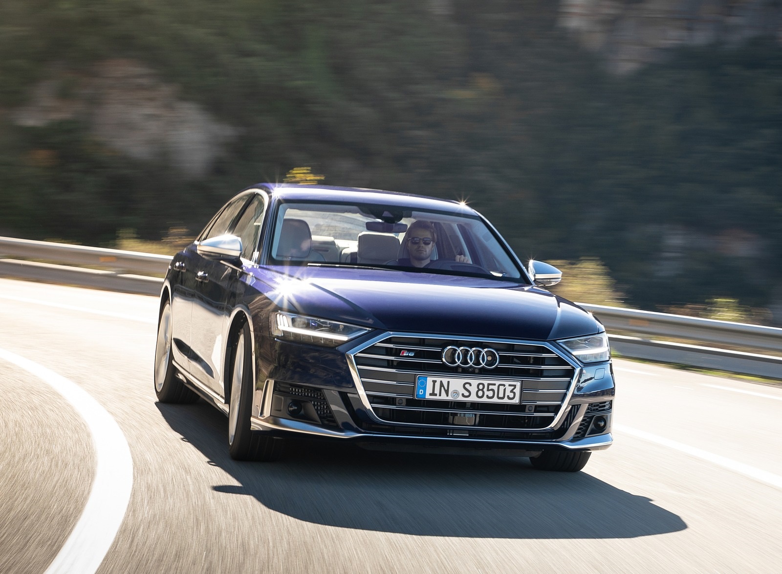 2020 Audi S8 (Color: Navarra Blue) Front Wallpapers #36 of 189
