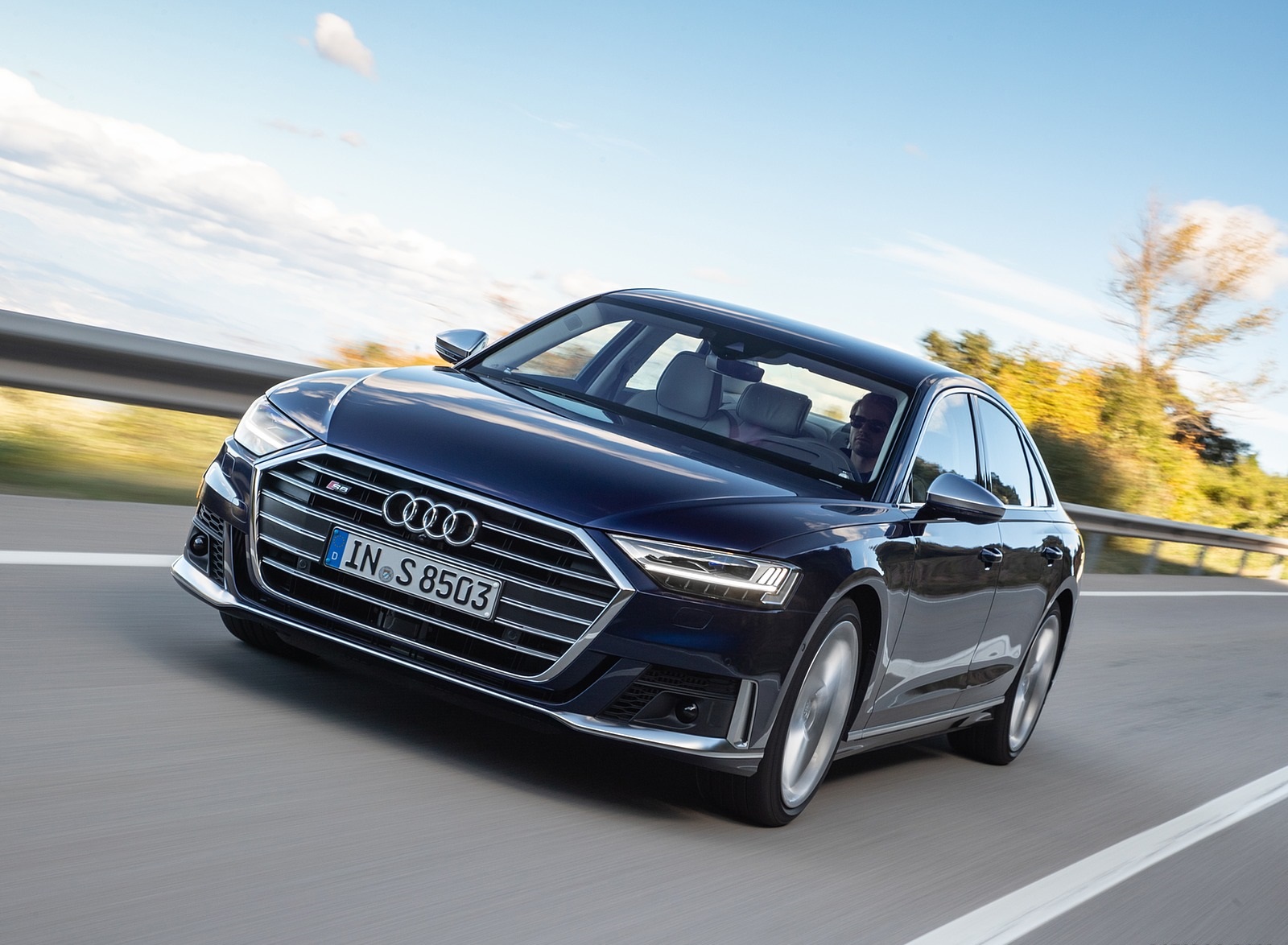 2020 Audi S8 (Color: Navarra Blue) Front Wallpapers #10 of 189