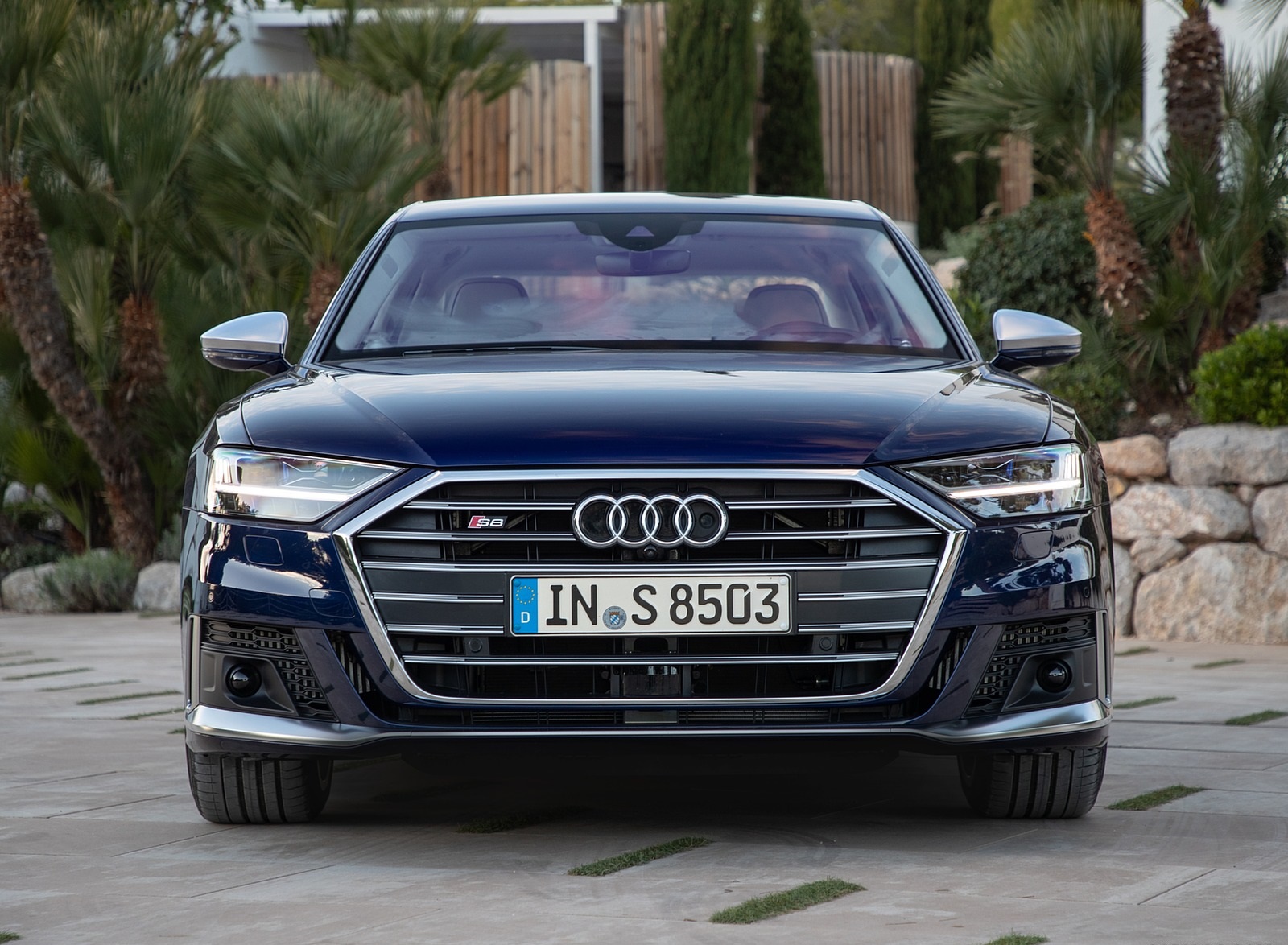 2020 Audi S8 (Color: Navarra Blue) Front Wallpapers #53 of 189