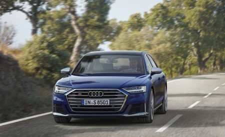 2020 Audi S8 (Color: Navarra Blue) Front Wallpapers 450x275 (20)