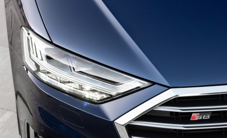 2020 Audi S8 (Color: Navarra Blue) Headlight Wallpapers 450x275 (60)