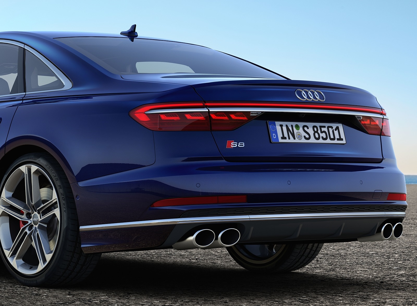 2020 Audi S8 (Color: Navarra Blue) Tail Light Wallpapers #58 of 189