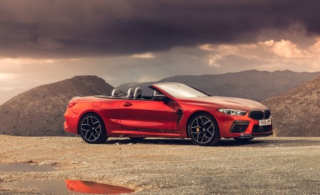 2020 BMW M8 Competition Convertible (UK-Spec) Side Wallpapers 450x275 (19)