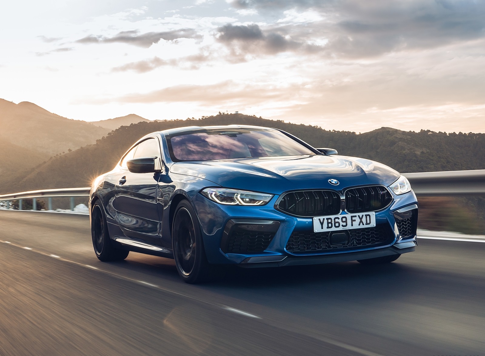 2020 BMW M8 Competition Coupe (UK-Spec) Front Three-Quarter Wallpapers #5 of 35