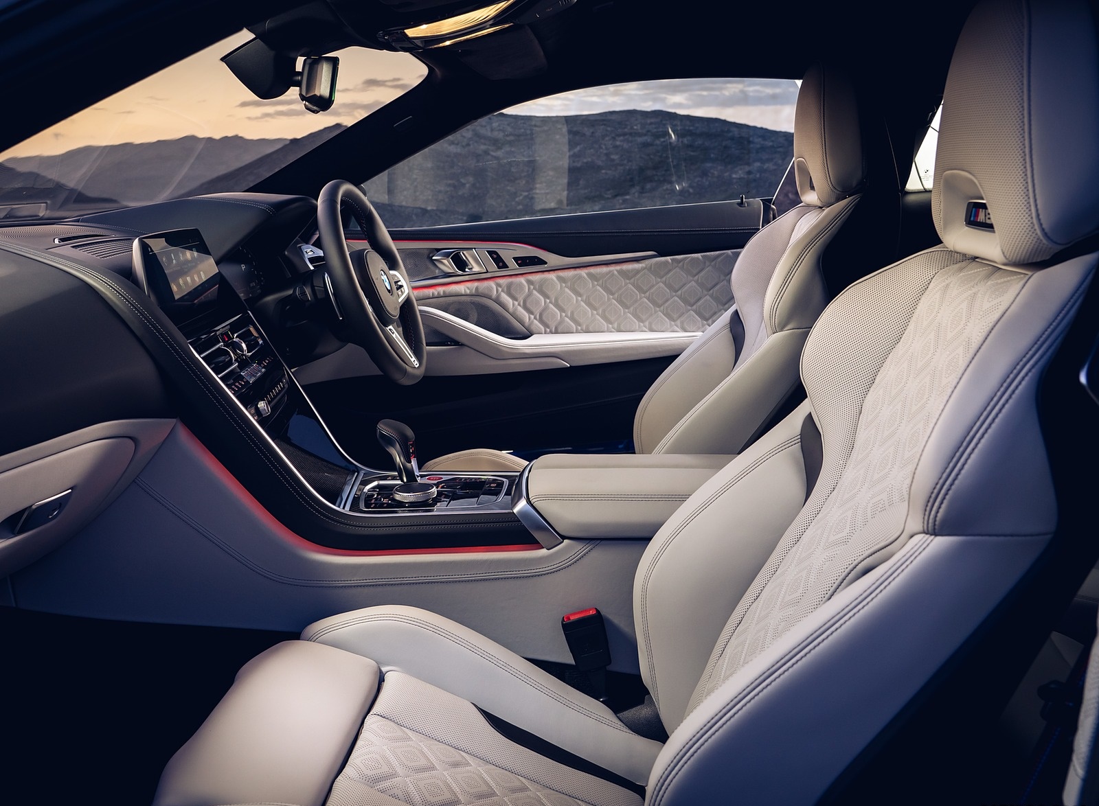 2020 BMW M8 Competition Coupe (UK-Spec) Interior Front Seats Wallpapers #32 of 35